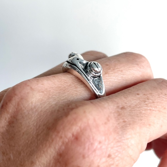 Sterling Silver Frog Ring - Picture 2 of 10